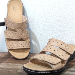 Ultimate comfort collection by Clarks tan sandals, size 7.5